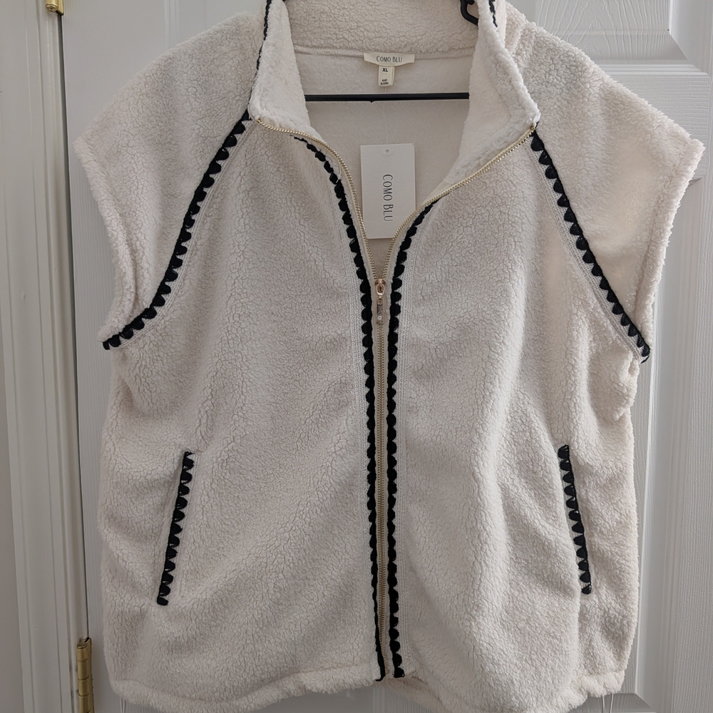 Como Blu Cream Sherpa Vest